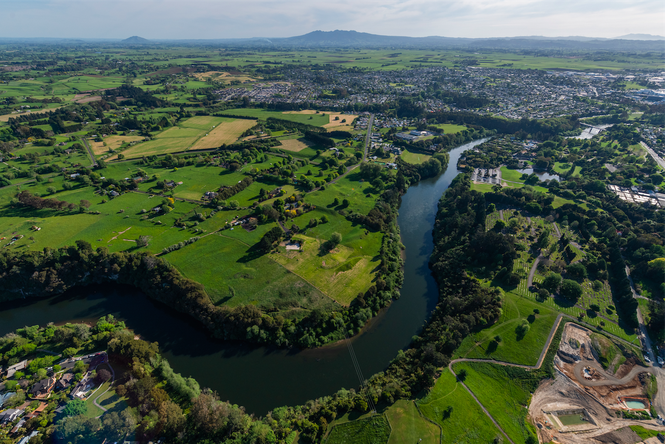 A bird's eye of view of the Waikato River.